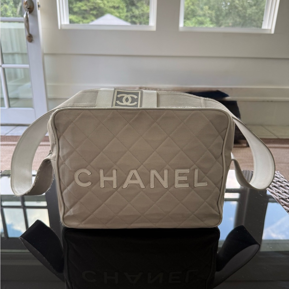 Chanel
Sport Ligne Messenger Bag